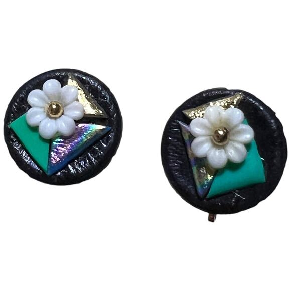 Vintage Geometric Floral Clip-On Earrings – Handcrafted Mixed-Media Design - Picture 5 of 10